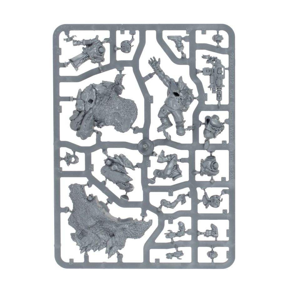 99120101363_BTHighMarshalHelbrechtSprue01-1