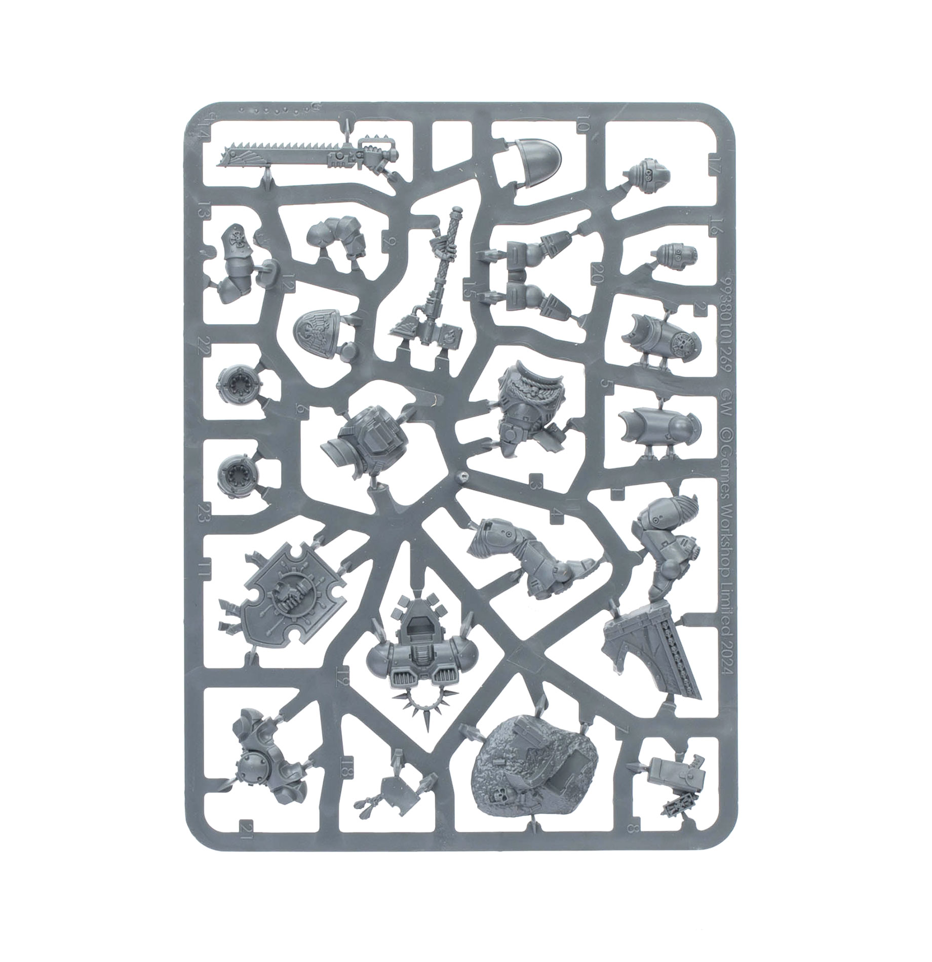 99120101492_SpaceMarinesCaptainwithJumpPackandRelicShield04